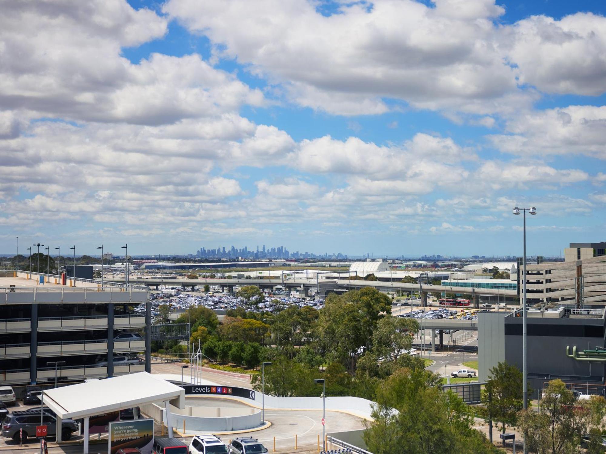 Parkroyal Melbourne Airport Tullamarine Exterior foto